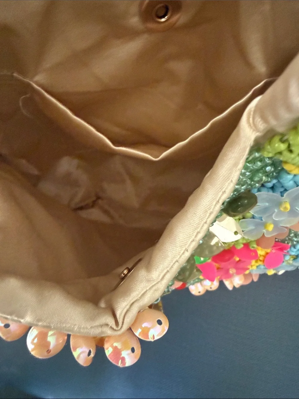 Vibrant floral multicolor beaded embellished bold shoulder bag trendy viral NEW - Picture 6 of 7